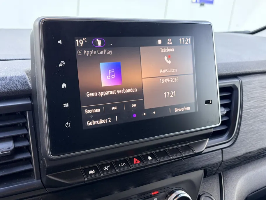 Renault Trafic 130PK Blue dCi T30 L2H1 Advance | 1ste Eigenaar | Trekhaak 2500 KG Trekgewicht | Apple Carplay/Android Auto | Climate Control | Cruise Control | Parkeersensoren |