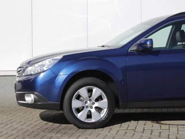 Subaru Outback 2.5i Luxury | Cruise | Clima | Leder | Trekhaak