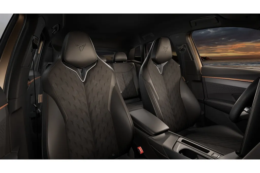 CUPRA Terramar Business | 360 graden camera | Achteruitrijcamera | Draadloze Apple CarPlay™, Android Auto™
