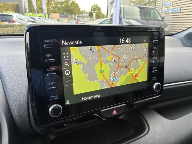 Toyota Yaris 1.5 Hybride Executive | Bi-Tone | Pdc (12367km)