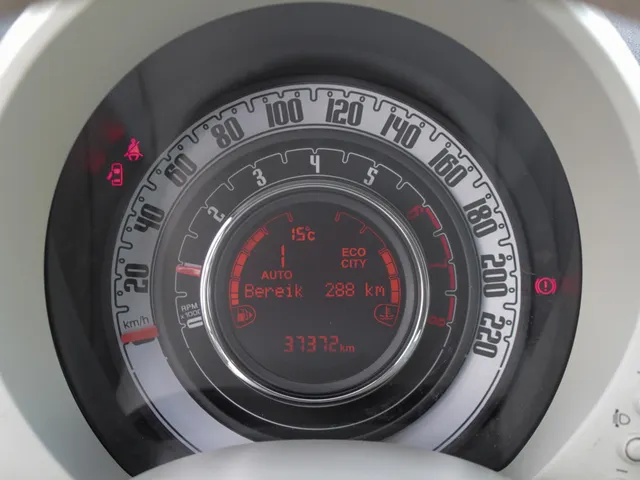 Fiat 500 1.2 Lounge Automaat | Carplay / Android auto | Airco | Cruise | Park sens