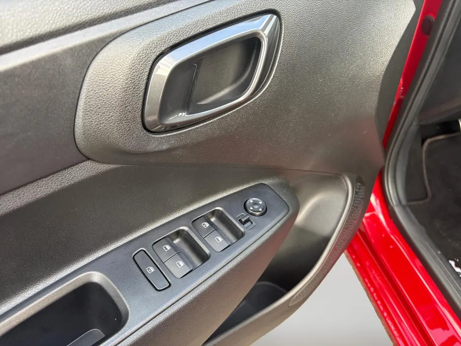 Hyundai i10 1.0 T-GDI N Line 5-zits | Carplay | Stoel/Stuurverwarming | Navi