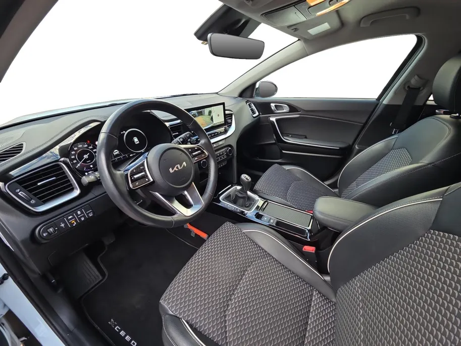 Kia XCeed 1.5 T-GDi DynamicPlusLine 1e Eigenaar | Dealer onderhouden | Fabrieksgarantie t/m 28-2-2030 + 3x 1 jaar* | NAP