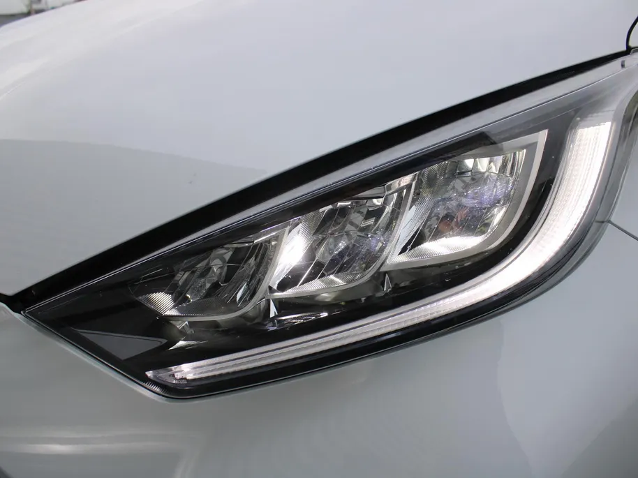 Mazda 2 Hybrid 1.5 Agile | Comfort Pakket | Airco | Apple carplay / Android auto | 15' LM |
