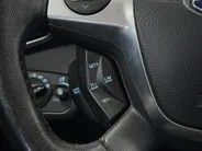 Ford Kuga 1.5 Titanium - 2.000 kg trekgewicht - TREKHAAK - VOORRUITVERWARMING - PARKEERSENSOREN V+A