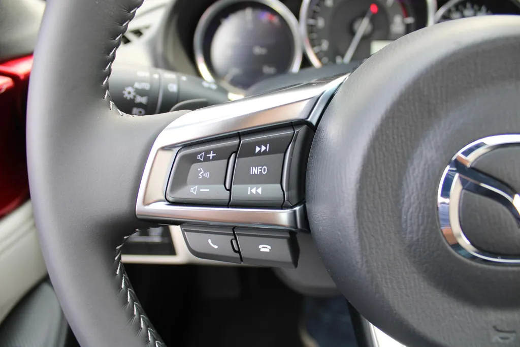 Mazda MX-5 2.0 SkyActiv-G 6AT 184PK Kizuna | Automaat | Leder | CAmera | Bose Audio | Nu met extreem hoge korting! |