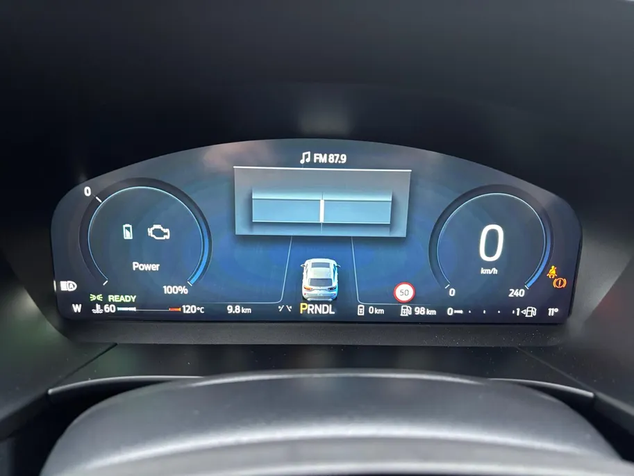 Ford Kuga 2.5 PHEV Sound Edition | €4.000,- korting! | Beperkt beschikbaar| Panoramadak | El. Trekhaak | B&O Premium Audio | 20' Lichtmetalen velgen | 360Camera | Unieke bekleding | | Nieuw te bestellen