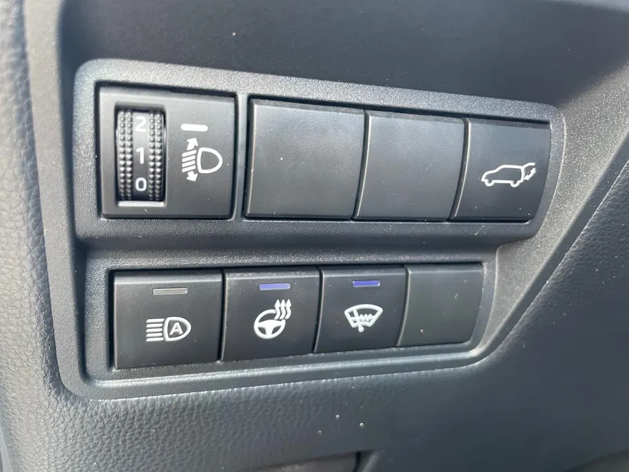 Toyota Yaris Cross 1.5 Hybrid Dynamic *Navi*Camera*Panoramadak*Stoelverwarming*Stuurverwarming*LM.Velgen*1ste eigenaar*Zeer nette auto!