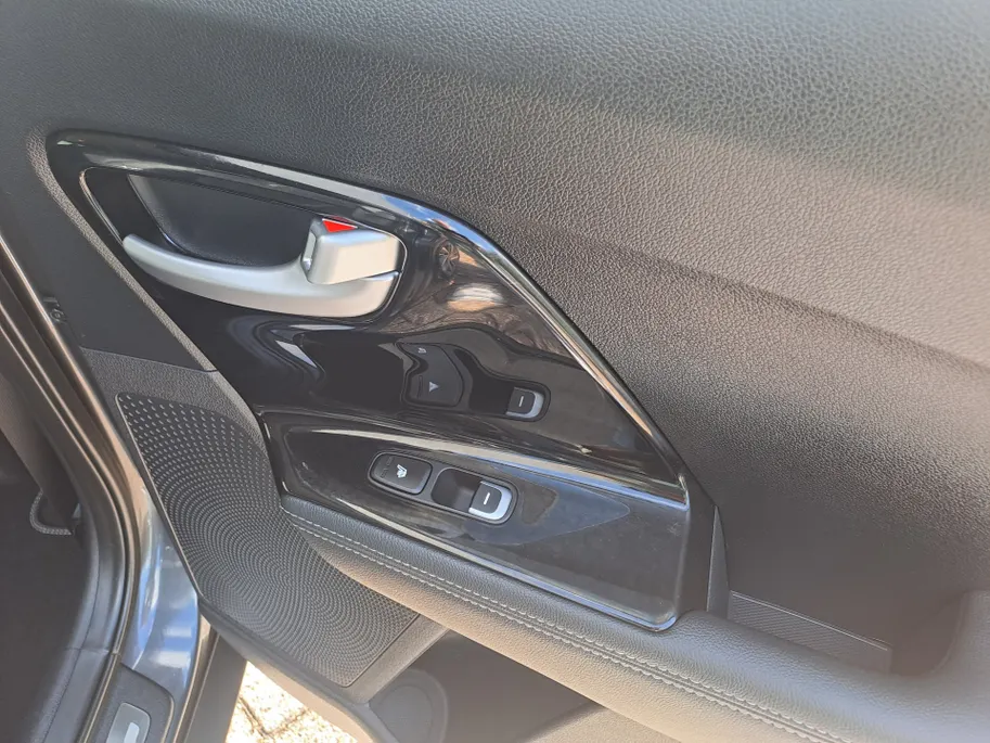 Kia Niro 1.6 GDi Hybrid ExecutiveLine Leer | Automaat | Trekhaak | Navi | Camera | Voorstoelen verwarmd |  stuur verwarmd | Cruise control adaptief