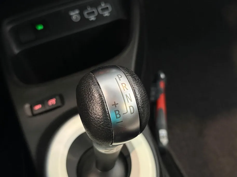 Renault Twingo Z.E. R80 Collection *Automaat*Navi*Climate*Parkeersensoren*Hoge instap*Kleine Draaicirkel!