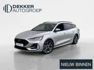 Ford Focus 1.0 EcoBoost Hybrid 125 pk ST Line Wagon Navigatie SYNC4 - Apple Carlay Android Auto - Winter Pack