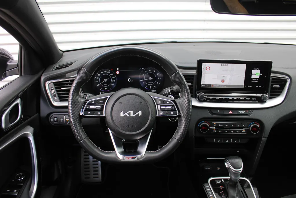 Kia ProCeed 1.5 T-GDi DCT7 GT-Line | BTW Auto | Automaat | Pano | 18” LM | Navi | Camera | Adap. Cruise |