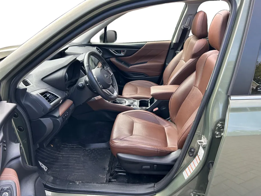 Subaru Forester 2.0i e-BOXER First Edition 4WD, Trekhaak, Panoramadak etc! NU RIJKLAARPRIJS INCL. 12 Maanden garantie, Premium afleverpakket gratis!