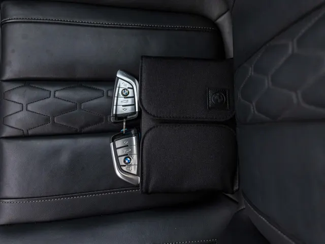 BMW X5 xDrive45e High Executive | NL geleverd | 1e Eigenaar | Achteras besturing |