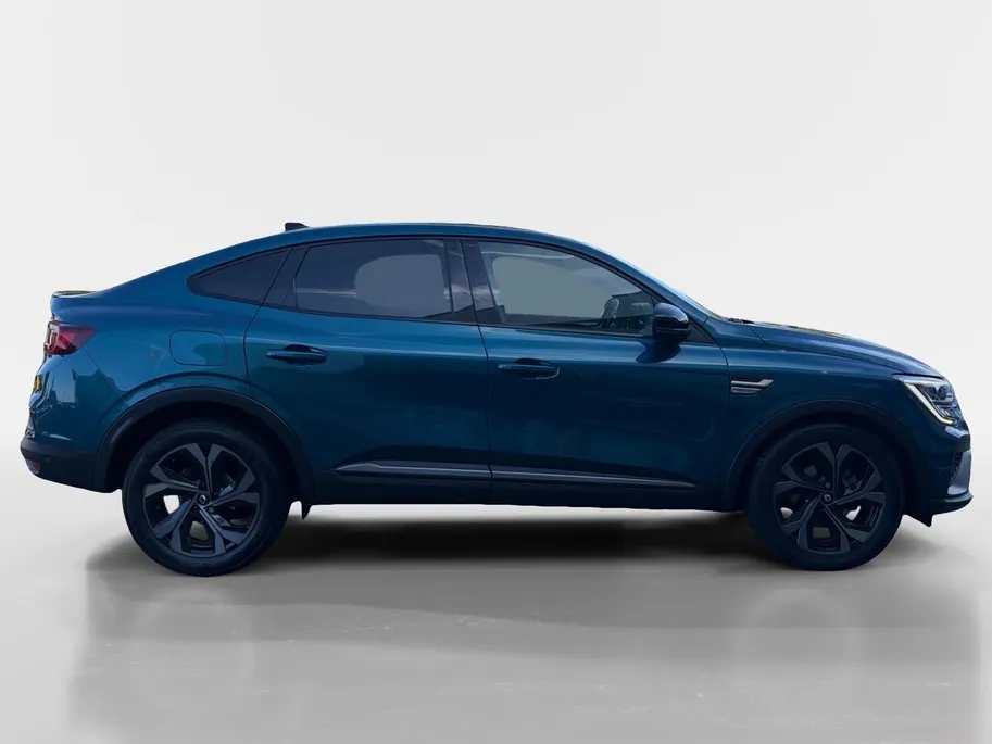 Renault Arkana 145PK E-Tech Hybrid E-Tech Engineered Automaat | 1e eigenaar | Navi | Camera | Parkeersensoren | Apple CarPlay/Android Auto | Lichtmetalen Velgen | Achterspoiler | Cruise Control | Armsteun | Elektrisch verstelbare stoelen |