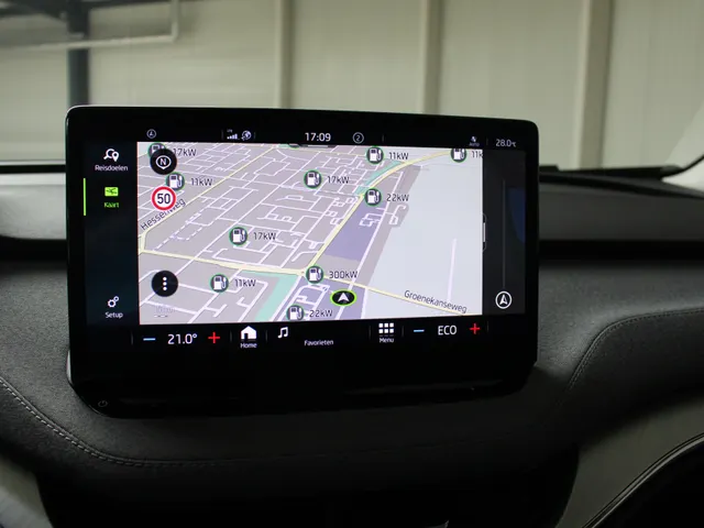 Škoda Enyaq iV 60 Navigatie | Parkeercamera | Climate Control | Cruise Control | 92% SoH