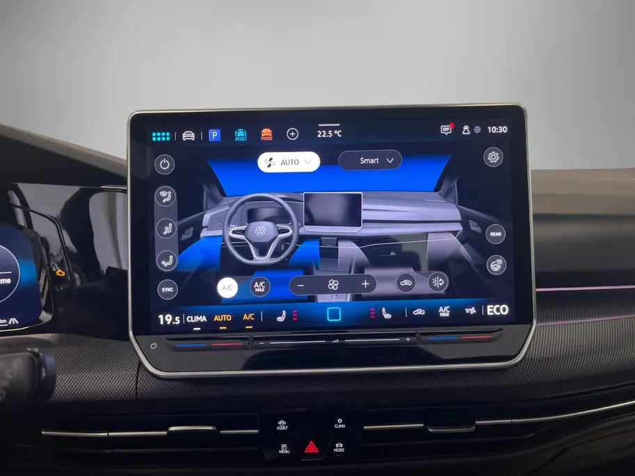 Volkswagen Golf 1.5 272pk DSG eHybrid GTE · Panoramadak · Camera · Head-Up Display · Matrix LED · Dodehoeksensor · Stuur- & Stoelverwarming · Garantie t/m 09-11-2030 of 100.000km