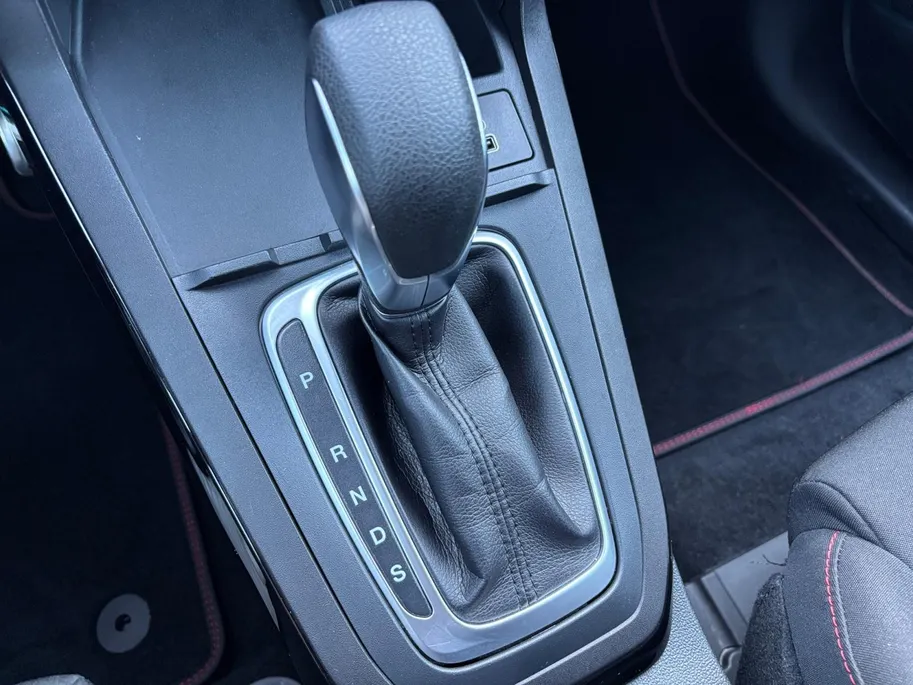 Ford Puma 1.0 EcoBoost Hybrid ST-Line Automaat | NL auto! | Winterpack | Cruise Control | Navigatie | Achteruitrijcamera | Climate Control | 12 maanden garantie!