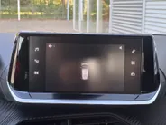 Peugeot e-208 EV Active Pack 50 kWh | Cruise control | Navigatiesysteem | Keyless start | DAB | LM Velgen | 100% Elektrisch | SOH 95,6 %