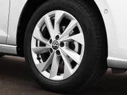 Volkswagen Polo 1.0 TSI 95pk DSG Style · Camera · Stoelverwarming · Apple/Android Car Play · Dodehoeksensoren · IQ Light · Navigatie · P-Sensoren · Getint Glas · 16'' Inch ·