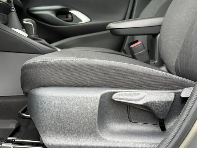Toyota Yaris 1.5 Hybrid Dynamic | Keyless | Camera | Adapt. Cruise VERKOCHT