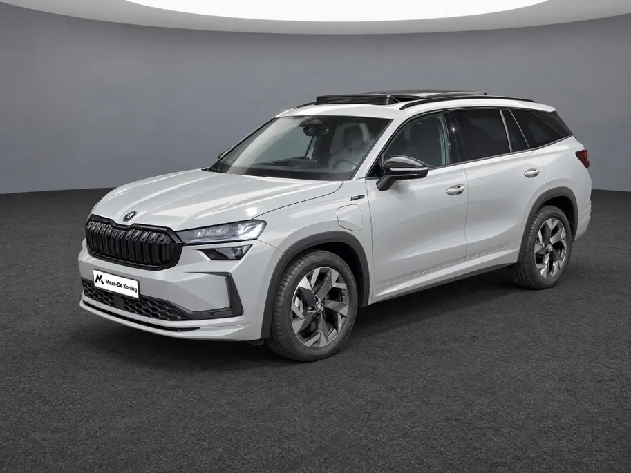 Škoda Kodiaq 1.5 TSI 204pk DSG PHEV Sportline Business · Panoramadak · Camera · Wegklapbare Trekhaak · Elek. Achterklep · Elek. Voorstoel · 19'' Inch · Garantie t/m 06-07-2030 of 100.000km