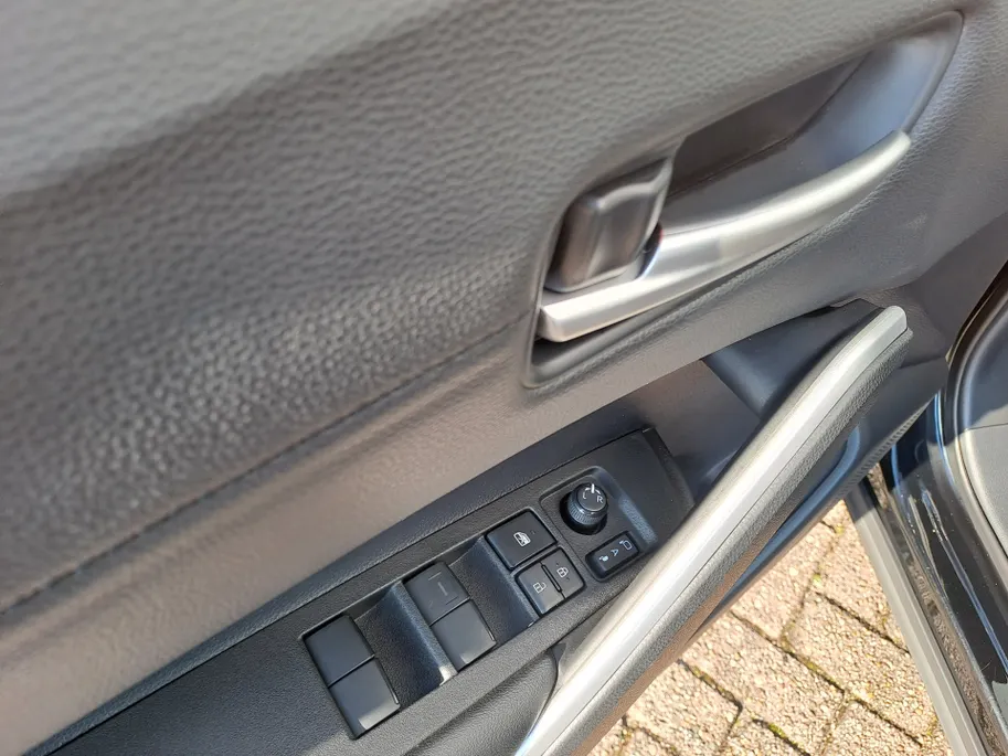 Toyota Corolla Cross 2.0 High Power Hybrid Active | Camera | Cruise control adaptief | Apple Carplay/Android Auto | Automaat | Hybride