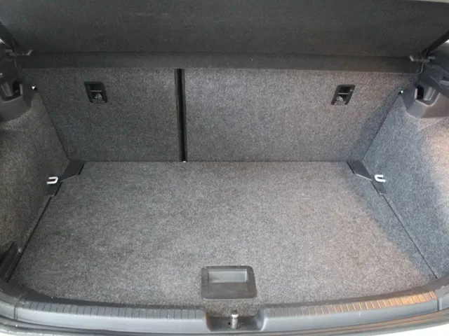 Volkswagen Polo 1.0 MPI Comfortline Airco | Cruise Control | El. bediende ramen |