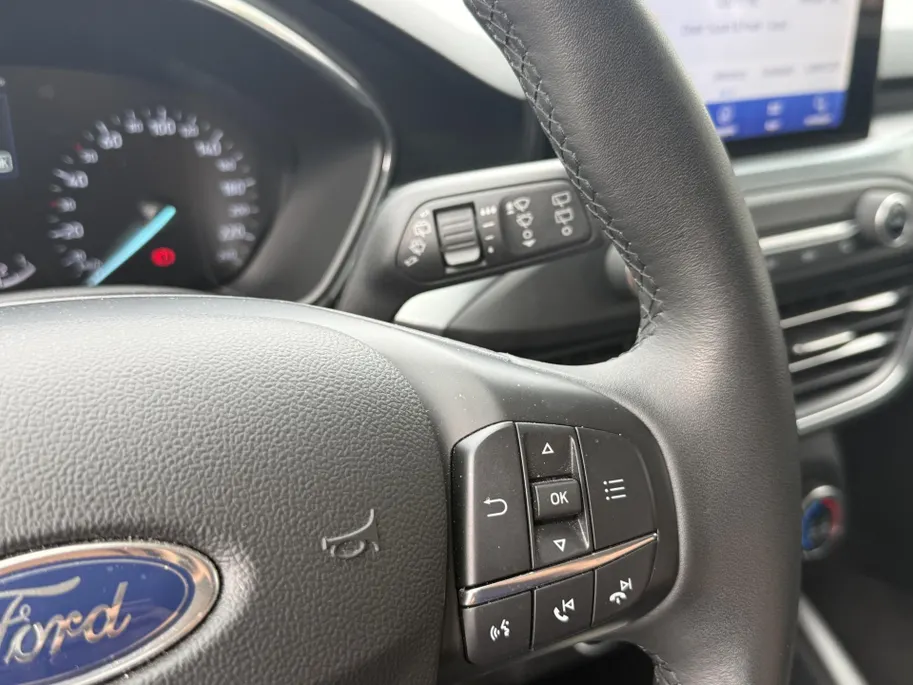 Ford Focus Wagon 1.0 EcoBoost Active Automaat