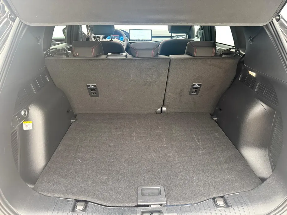 Ford Kuga 2.5 PHEV ST-Line | Schuif/Kantel Dak | Adaptieve Cruise Control | Elek. Trekhaak | 2100 KG Trekgewicht | Winter Pack |