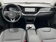 Kia e-Niro DynamicPlusLine 64 kWh | Elektrisch schuifdak | Keyless entry | Stoelverwarming