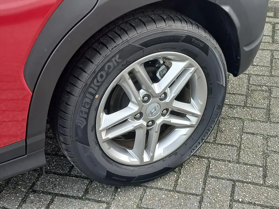 Hyundai Kona Automaat Comfort+ / Navigatie via Carplay / Stoel en stuurverwarming! /