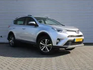 Toyota RAV4 2.0 VVT-i AWD Dynamic | 17' LM | Airco | Navi | Camera | Trekhaak | Automaat |