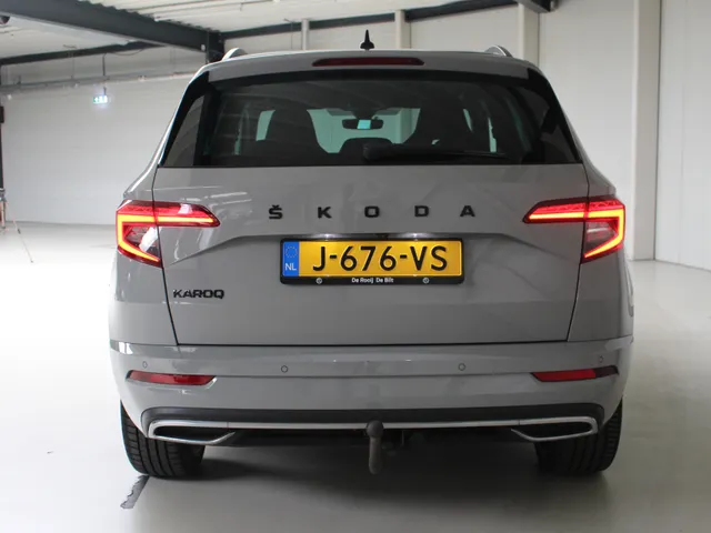 Škoda Karoq 1.5 TSI ACT Sportline Business Navigatie | Camera | Trekhaak | Stoelverwarming