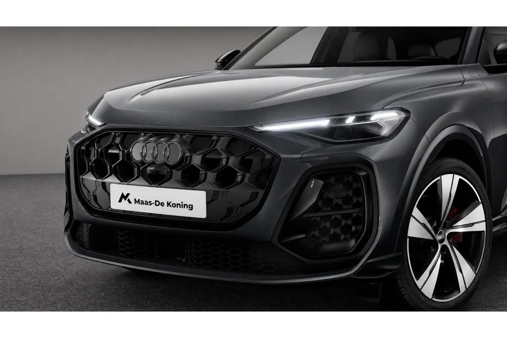 Audi Q5 e-hybrid quattro S edition 299 PK · MMI bijrijdersdisplay · B&O premium 3D · Trekhaak elek. wegklapbaar ·