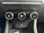 Renault Captur 1.6 E-Tech Hybrid 145 Intens AIRCO APPLE CARPLAY/ANDROID AUTO CRUISE CONTROL ACHTERUIT RIJ CAMERA PARKEERSENSOREN VOOR/ACHTER LM VELGEN ZEER MOOIE AUTO