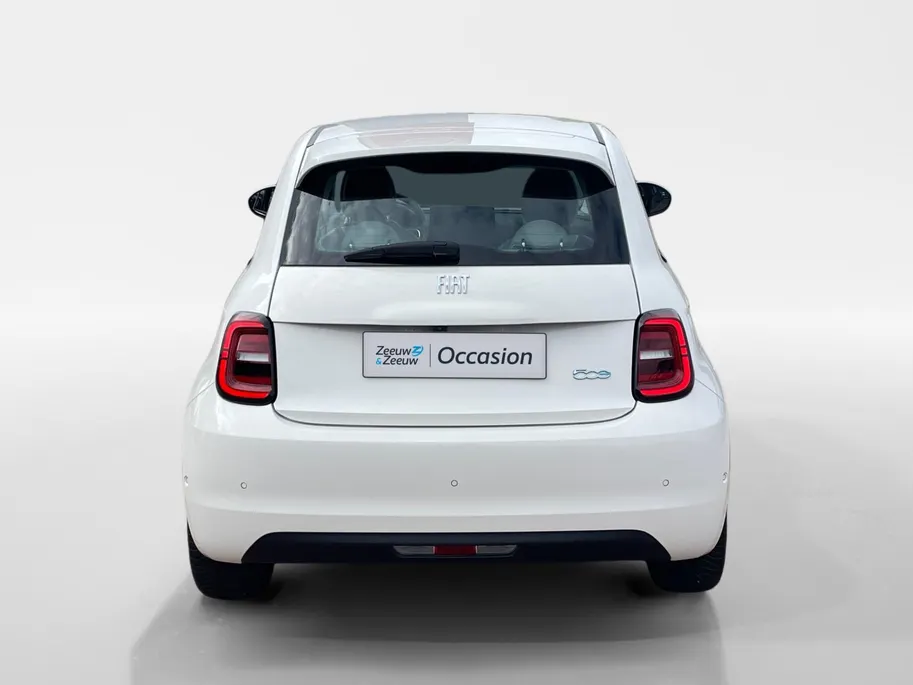 Fiat 500 La Prima 42 kWh *SOH 95%*Navi*Camera*Climate Control*Stoelverwarming*Carplay*Adapt.Cruise Control*Parkeersensoren*LM.Velgen*Zeer nette auto!