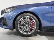BMW i5 Touring eDrive40