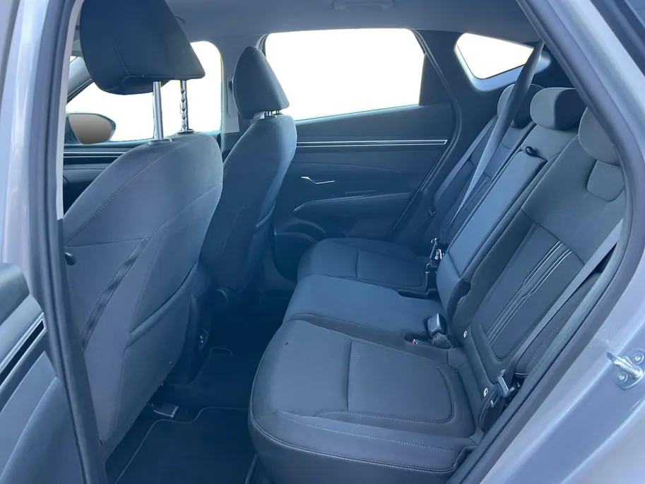 Hyundai Tucson 1.6 T-GDI PHEV Comfort 4WD 265PK | Navigatie | Apple Carplay & Android Auto | Achteruitrijcamera | Cruise control | Lichtmetalen velgen |