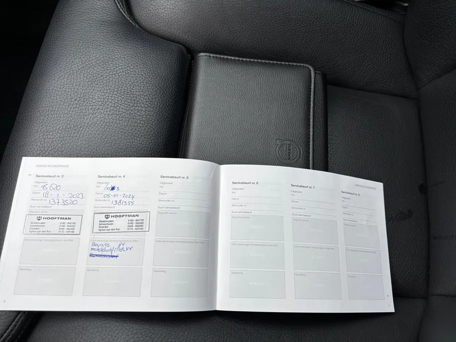 Volvo V90 2.0 T4 Momentum | LEDER | CAMERA | TREKHAAK | DEALER-ONDERHOUDEN | NL-AUTO |