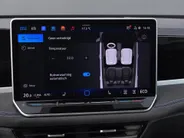 Volkswagen Passat Variant 1.5 eHybrid 204pk DSG R-Line Business · Camera · Stuur- Stoel & achterbankverwarming · Keyless · Dodehoeksensor · Massagefunctie Voorstoelen · Garantie t/m 16-09-2028 of 100.000km