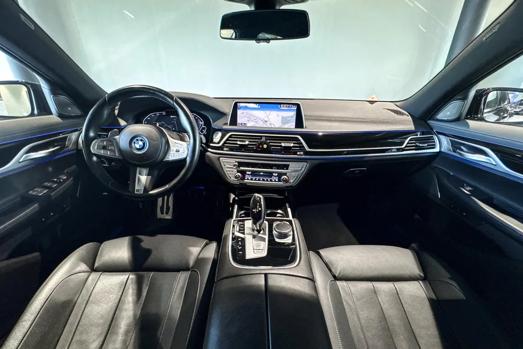 BMW 7 Serie 745e High Executive