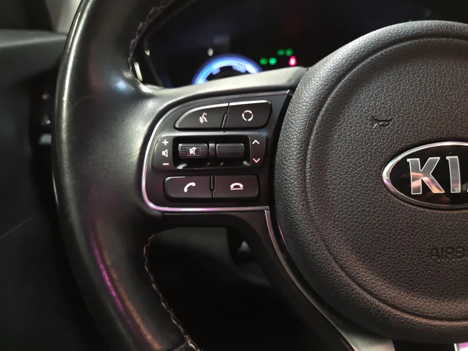 Kia Niro 1.6i Hybrid DynamicLine | 1e Eigenaar | Automaat | Camera | Carplay | navigatie | Cruise Control Adaptief | 12 Maanden BOVAG Garantie |