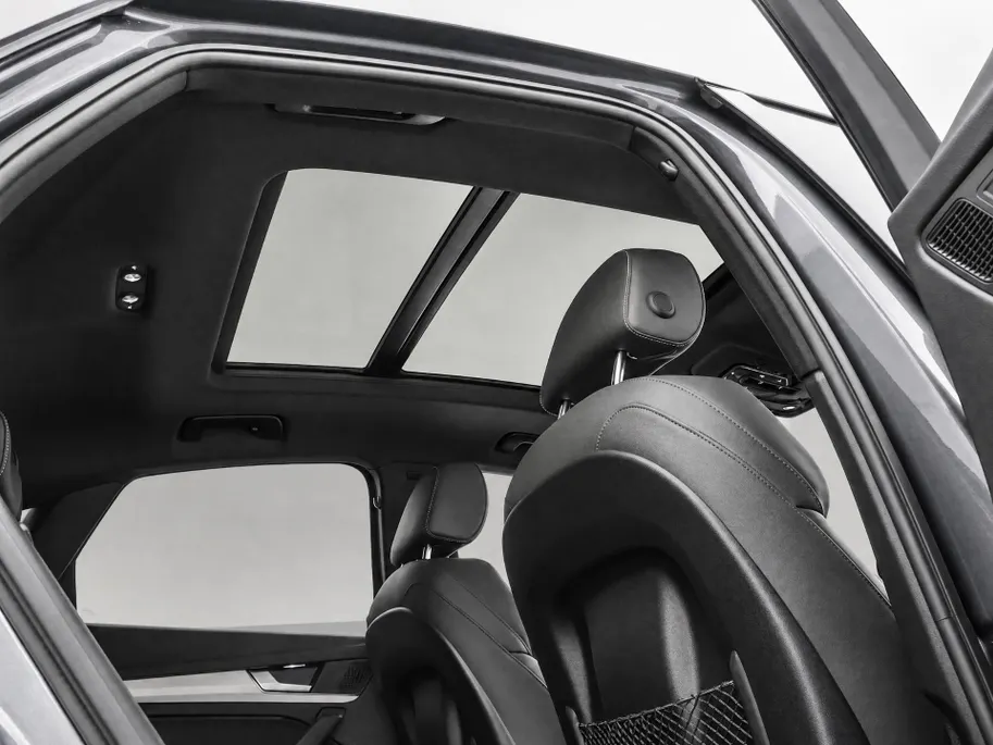 Audi Q5 Sportback 50 TFSIe 299 pk S-tronic S edition · Panoramadak · 360 Camera · Elek. Achterklep · Apple/Android Car Play · Navigatie · 20'' Inch ·