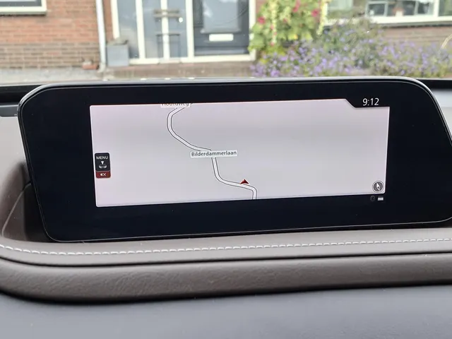 Mazda CX-30 2.0 e-SkyActiv-X M Hybrid Luxury AUTOMAAT | LEER | rijklaarprijs!!