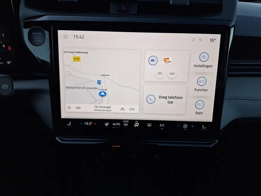 Ford Puma Gen-E 46,8 kWh | Winterpack | Comfort Pack | Camera | Apple Carplay&Android Auto | Climate Control | El. Achterklep | Navigatie | Nieuw te bestellen! |