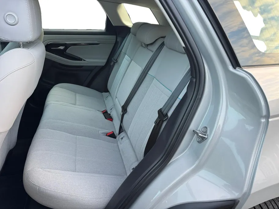 Land Rover Range Rover Evoque 2.0 P200 AWD S | 1e Eigenaar | Panoramadak | Stuurverwarming | Achteruitrijcamera | Elektr. Achterklep |