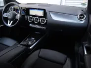 Mercedes-Benz EQA 250 Business Solution Luxury 67 kWh l Stoelverwarming l Achteruitrij camera l Ambiente lichtpakket l Memory