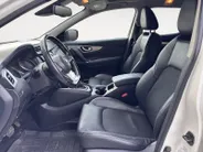 Nissan QASHQAI 1.3 DIG-T Tekna | Elektrische bestuurderstoel | Garantie t/m 2029 | Trekhaak | 360 graden camera | Automaat