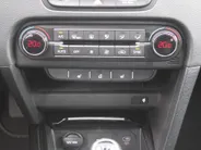 Kia Ceed 1.0 T-GDi Design Edition | Stuur-/stoelverwarming | Cruise | Camera | 16' LM | Dodehoekdetectie | JBL audio | LED |